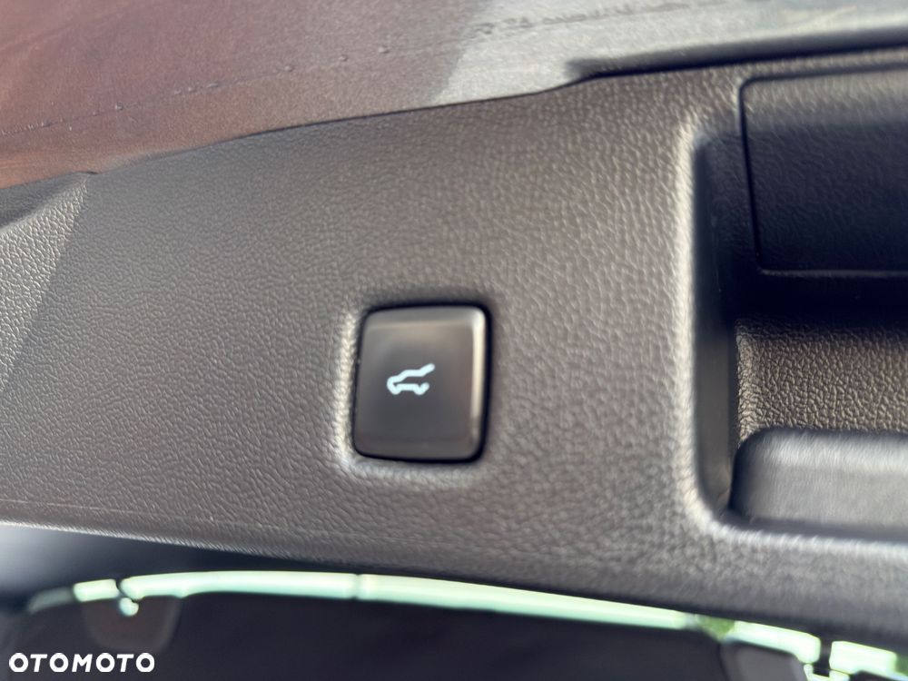 Ford Kuga 1.5 EcoBlue FWD ST-Line - 14