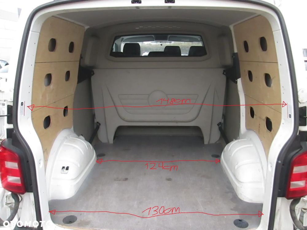 Volkswagen Transporter Brygadówka 6 osobowy - 32