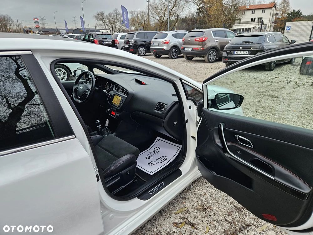 Kia Ceed 1.6 T-GDI GT-Challenge - 30