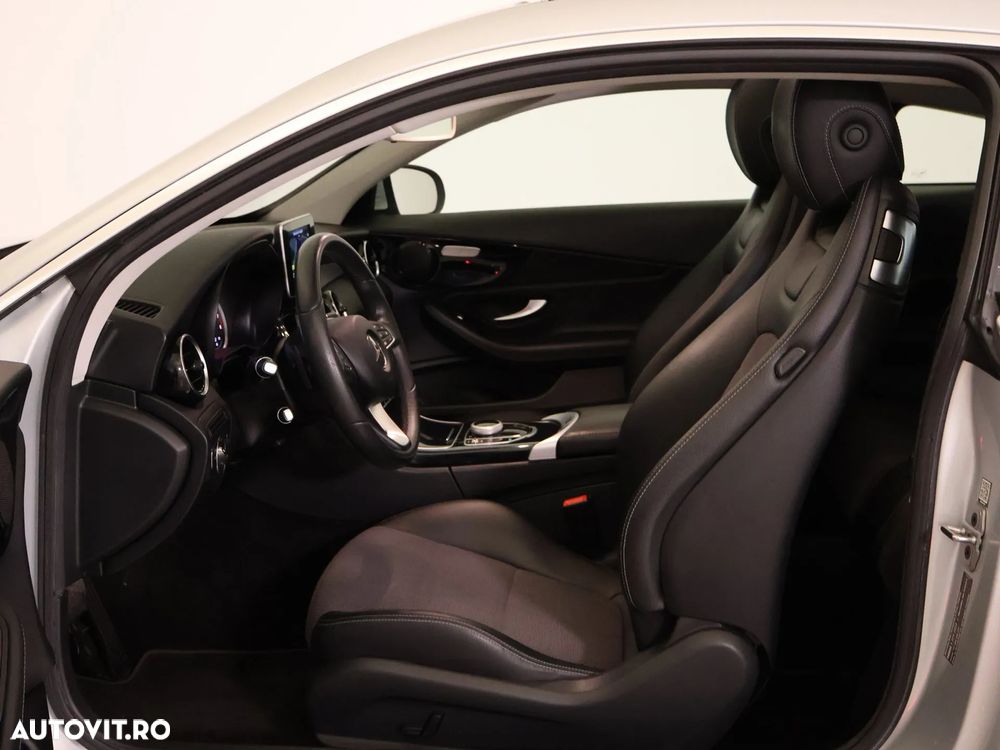 Mercedes-Benz C 180 Coupe 9G-TRONIC - 23