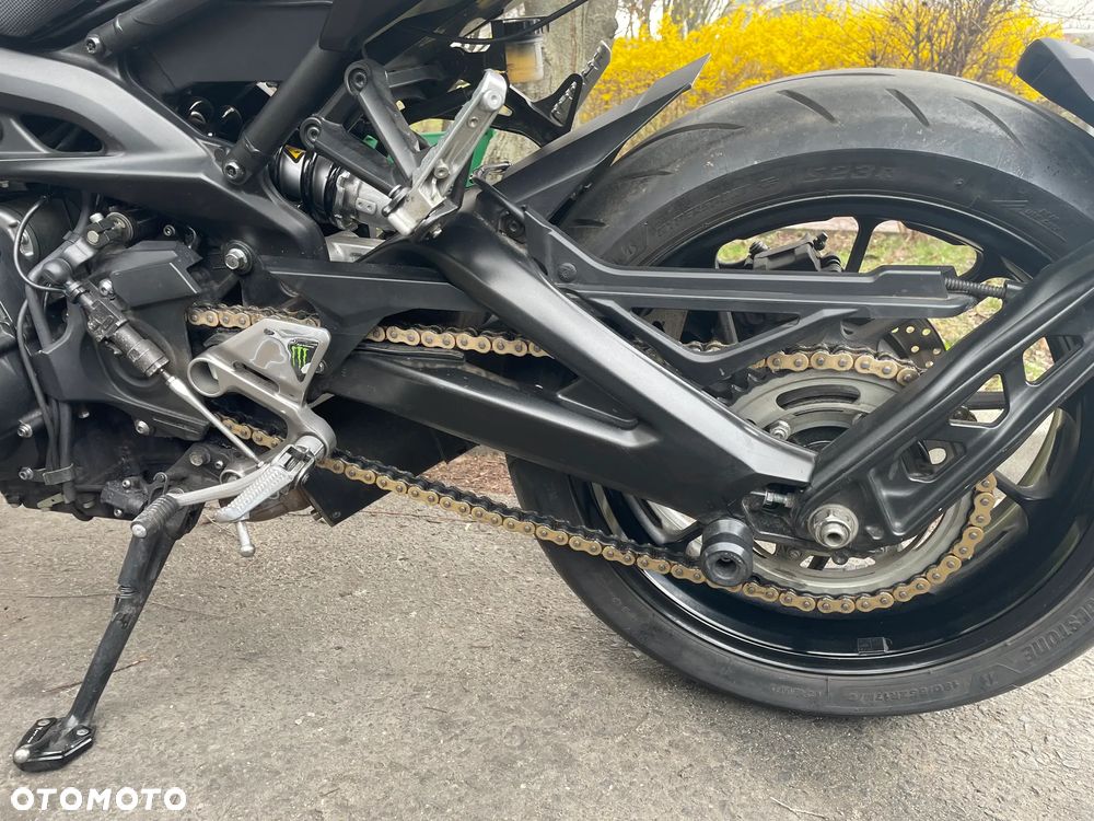 Yamaha MT - 9