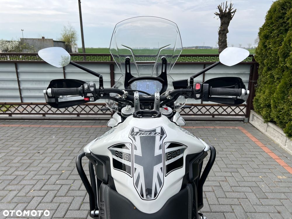 Triumph Tiger - 8