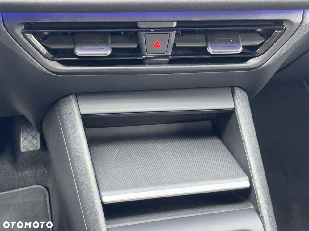 Volkswagen Tiguan - 26