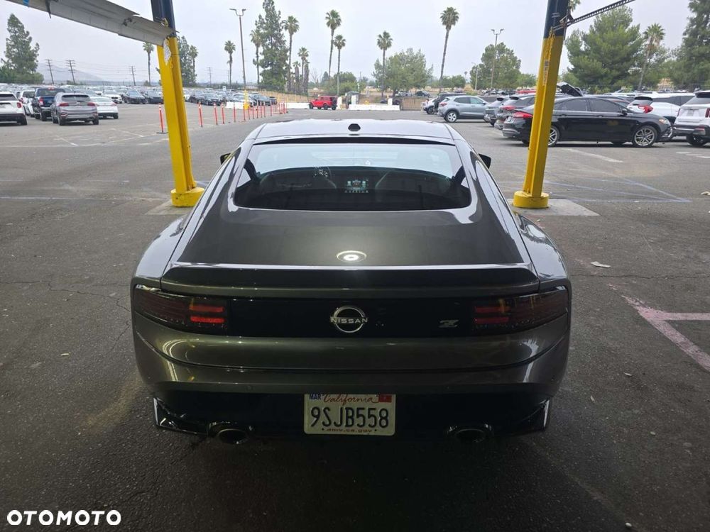 Nissan Inny - 4