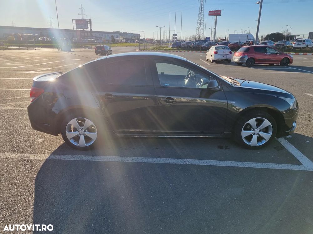 Chevrolet Cruze 1.6 Ecotec Body Kit LT+ - 2