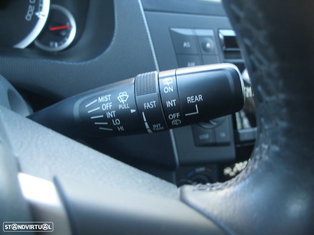 Suzuki Swift 1.2 VVT GLX - 29