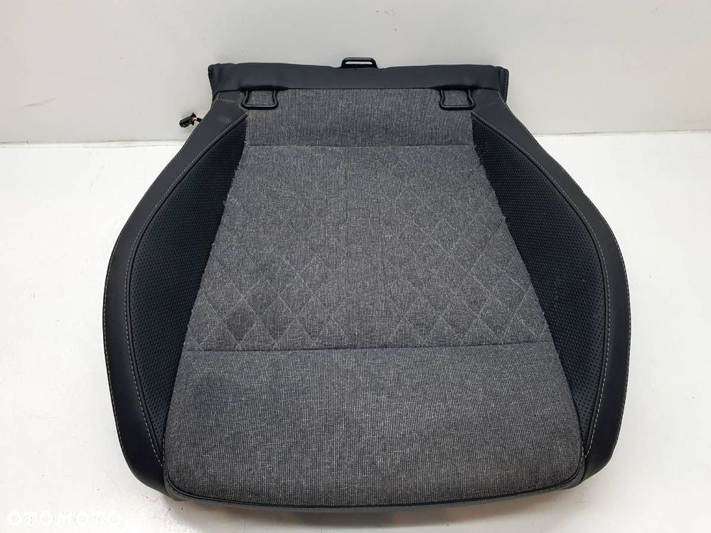 FOTEL SIEDZISKO PRAWE PRZÓD SKODA OCTAVIA IV 2024 SPORTLINE GRZANE