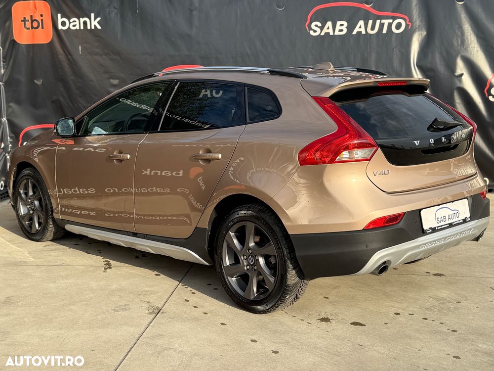 Volvo V40 Cross Country D4 Geartronic Kinetic - 22