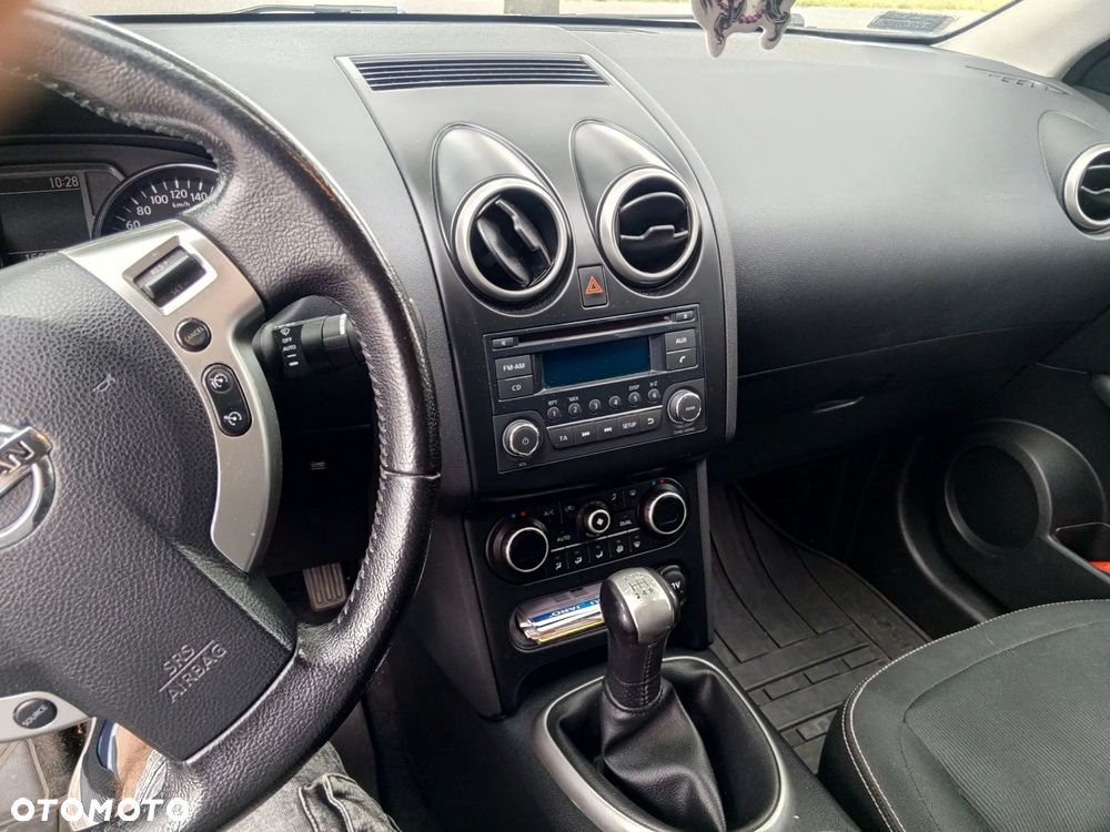 Nissan Qashqai+2 - 2