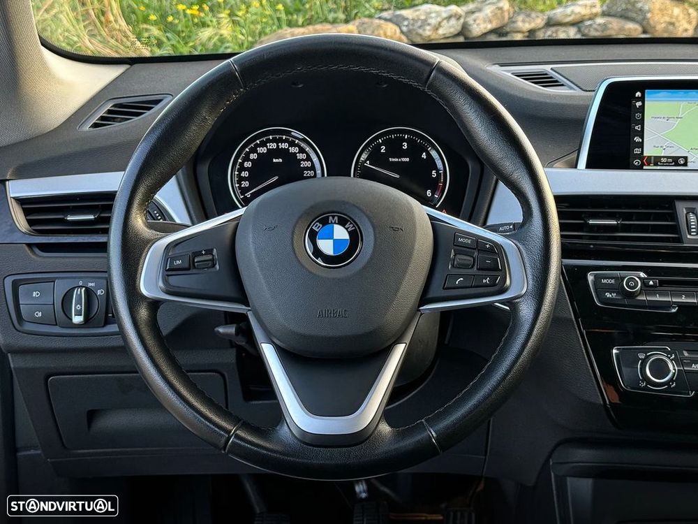BMW X1 16 d sDrive - 8