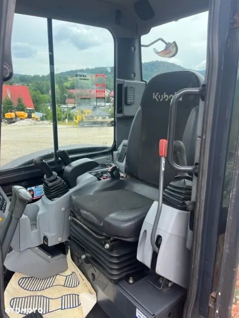 Kubota U55-4 - 10