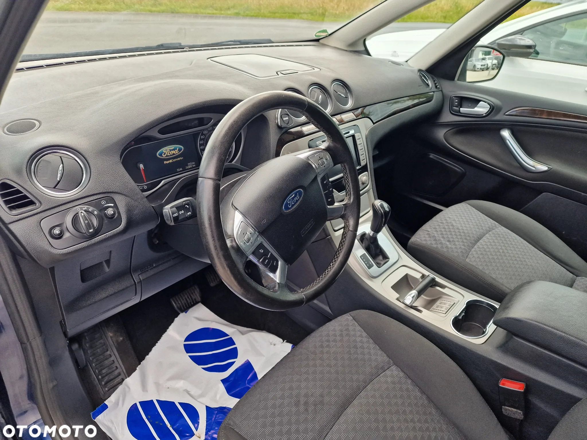 Ford Galaxy 2.0 TDCi Platinium X (Titanium) MPS6 - 19