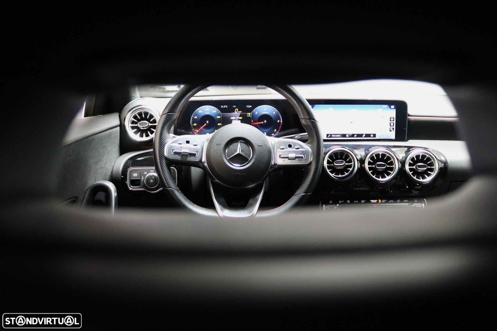 Mercedes-Benz A 180 d AMG Line Aut. - 33
