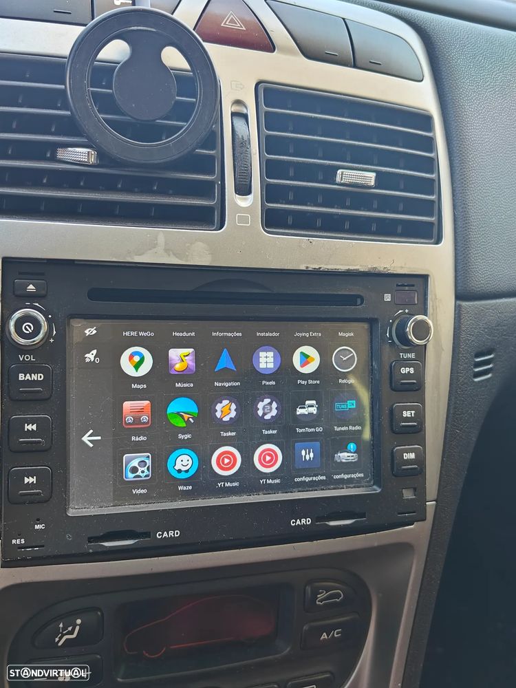 Peugeot 307 1.4 HDi Navtech - 6