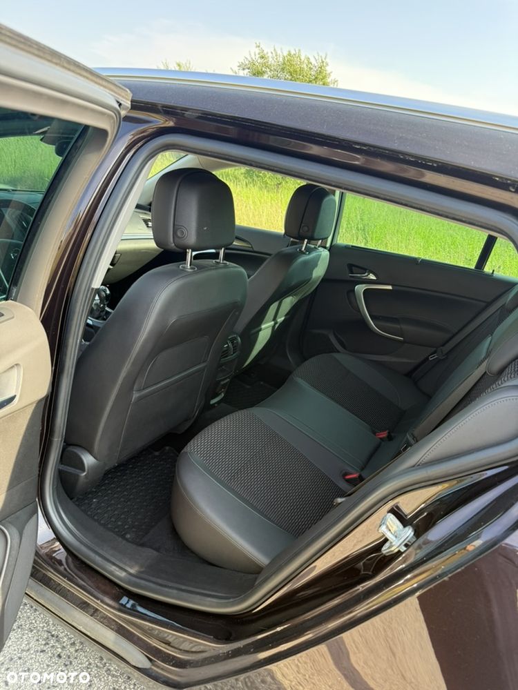 Opel Insignia 2.0 CDTI S&S - 10