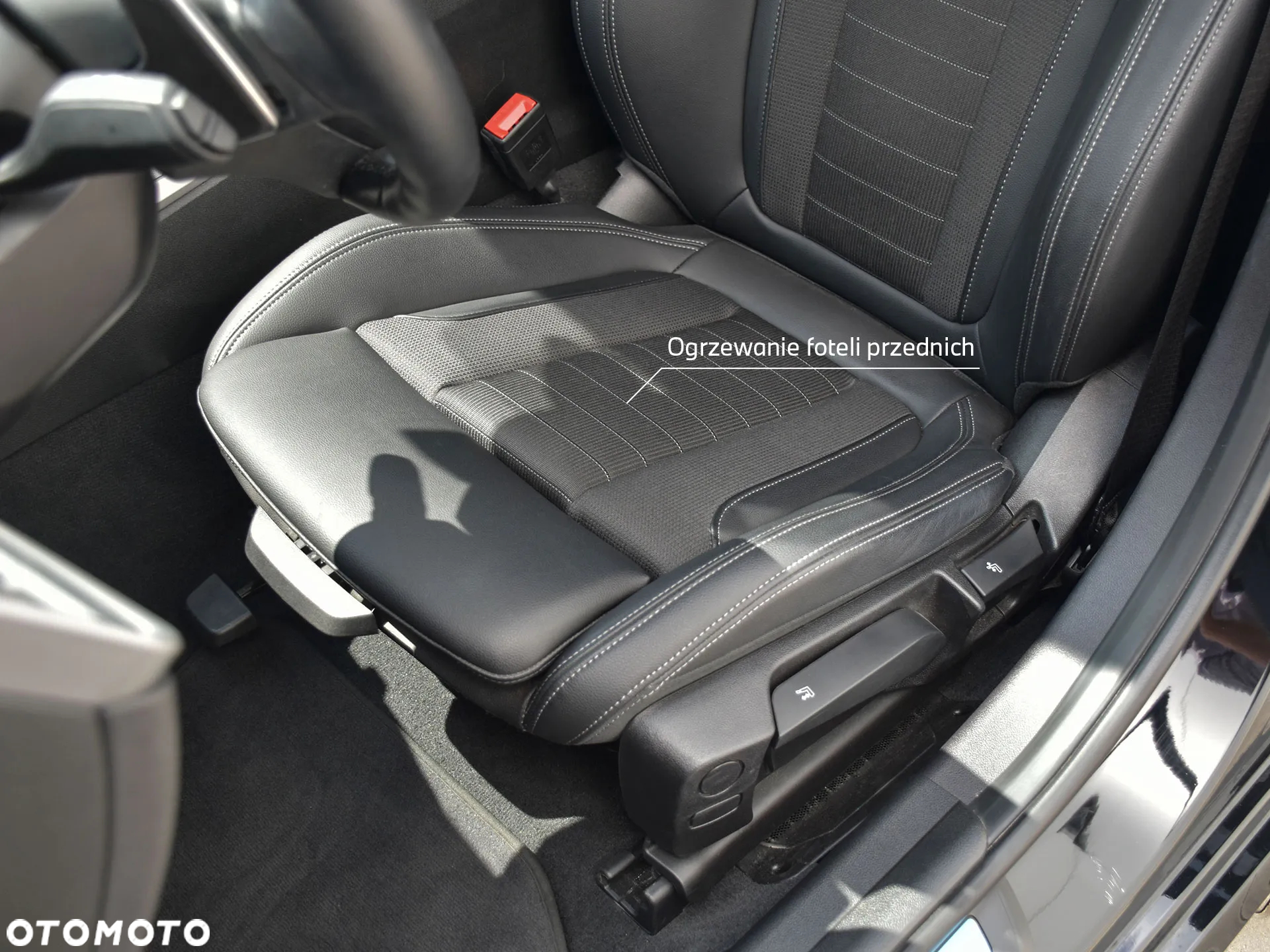 BMW Seria 3 318d - 23