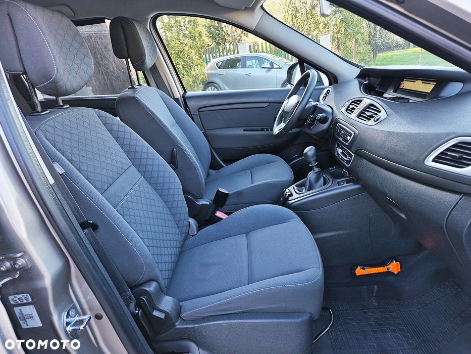 Renault Scenic 1.6 16V 110 TomTom Edition - 38