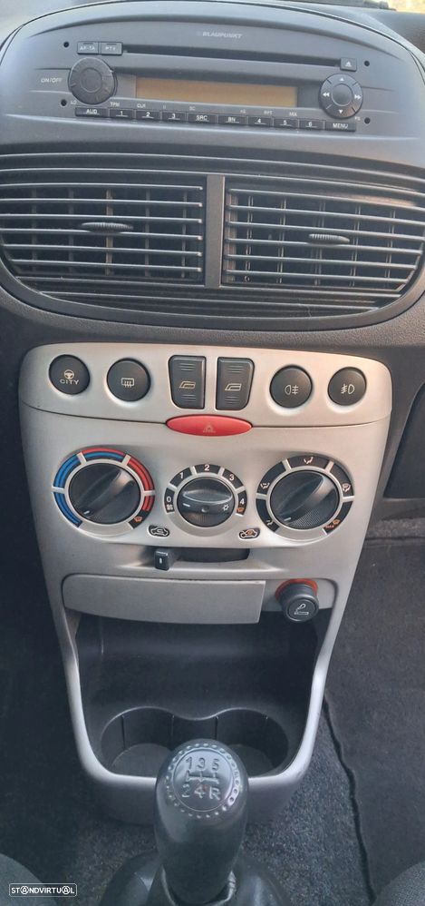 Fiat Punto 70 JTD Multijet Active - 12