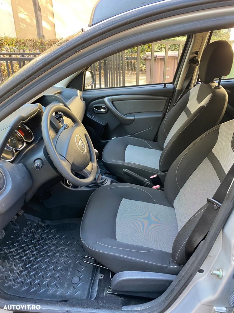 Dacia Duster 1.5 dCi 4x4 Laureate - 6