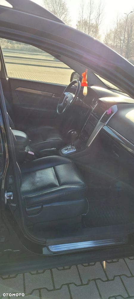 Chevrolet Captiva 2.0 4WD 7 Sitzer Automatik LT Exclusive - 18