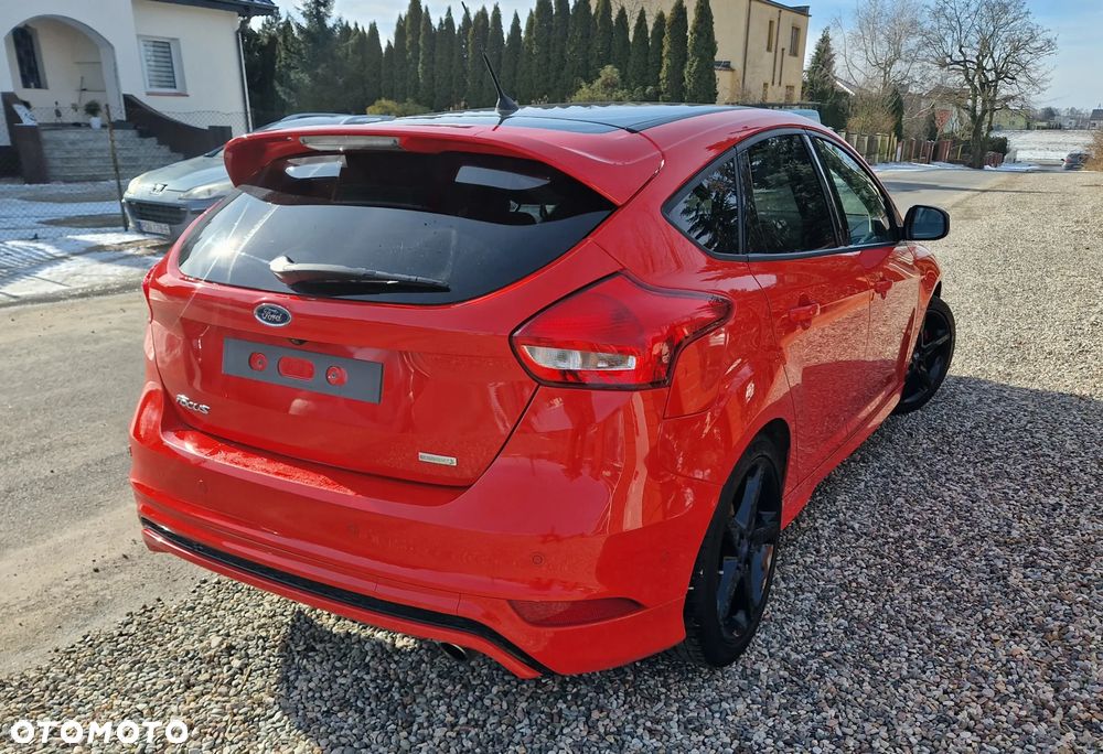 Ford Focus 1.5 EcoBoost STart-Stopp-System ST-LINE - 17