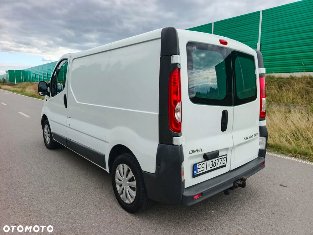 Opel vivaro - 3