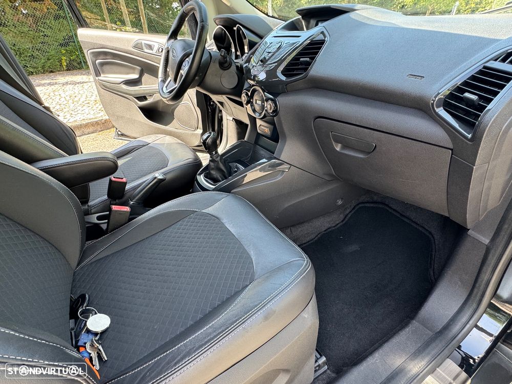 Ford EcoSport 1.5 TDCi Titanium - 12