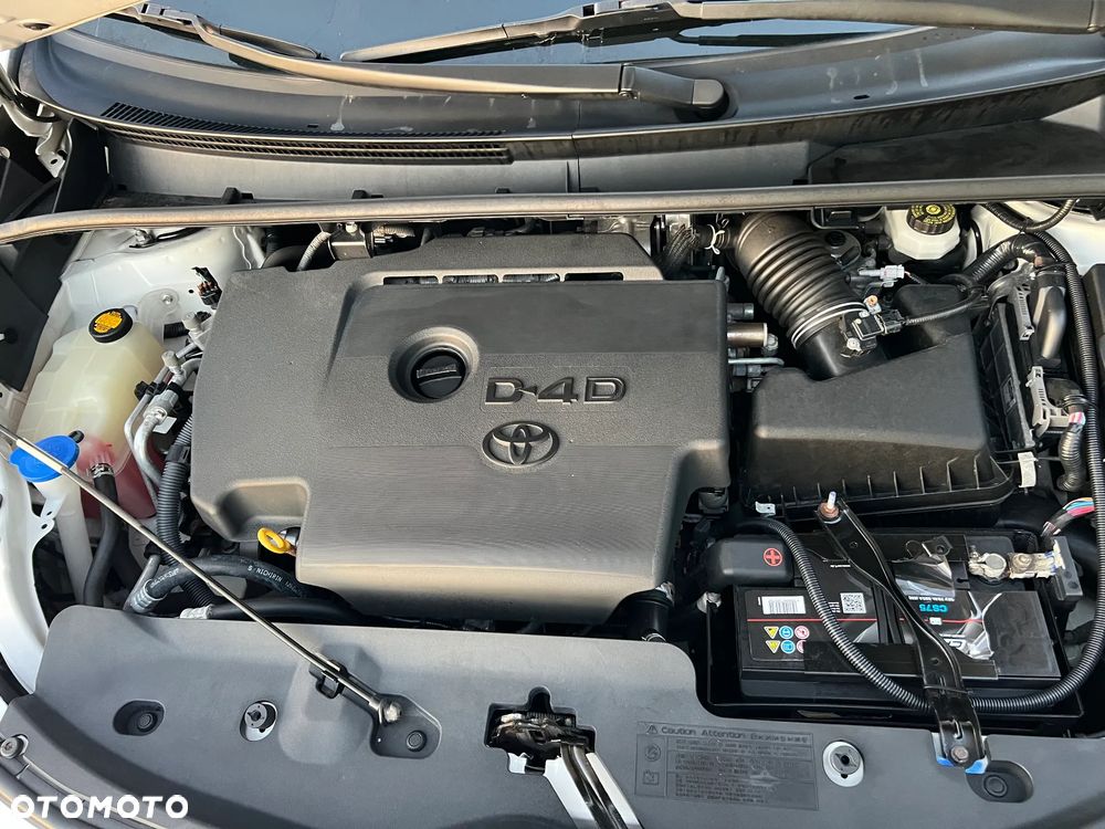Toyota Verso 2.0 D-4D Premium - 19