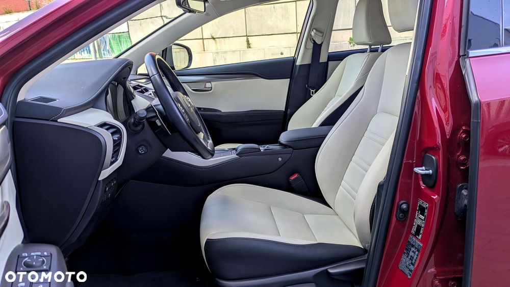 Lexus NX 300 F Impression AWD - 9