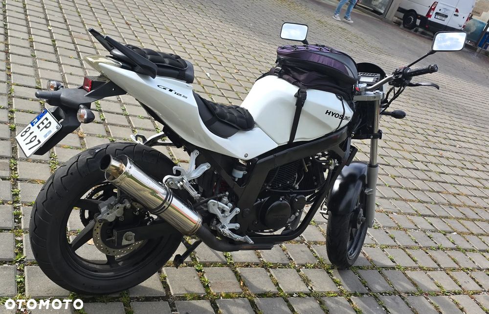 Hyosung GT - 4