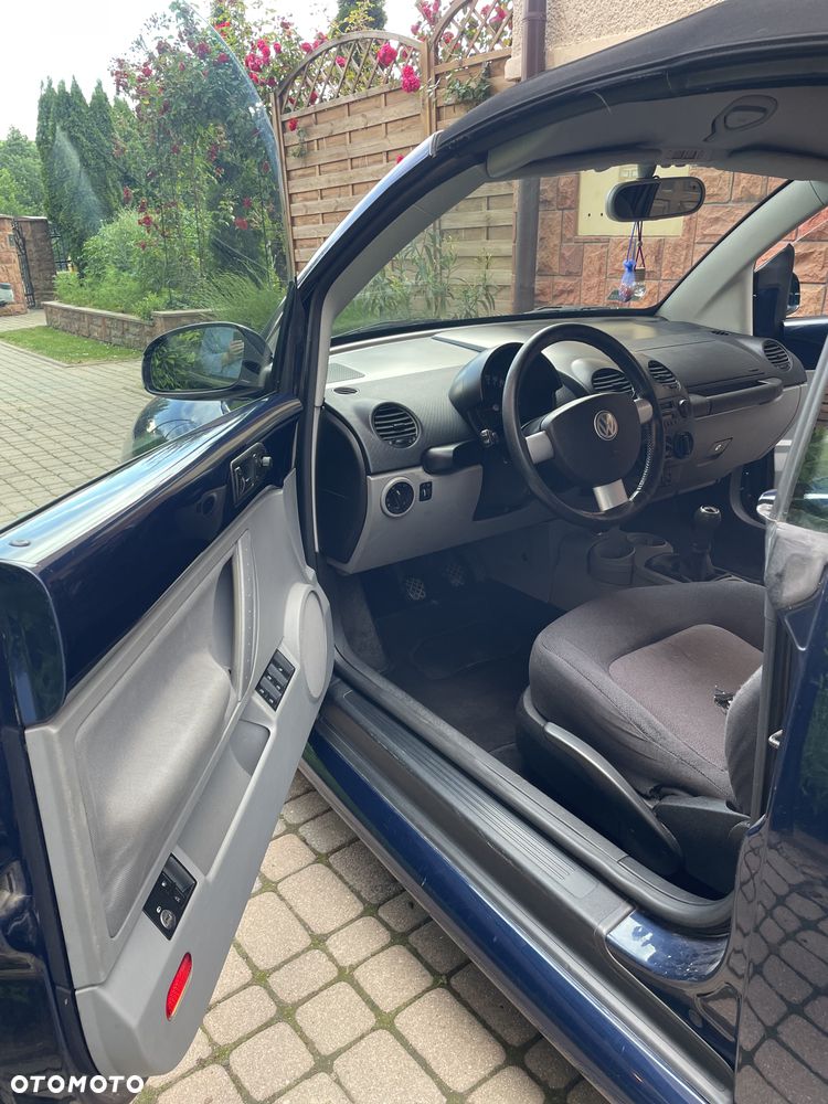 Volkswagen New Beetle 1.6 - 12