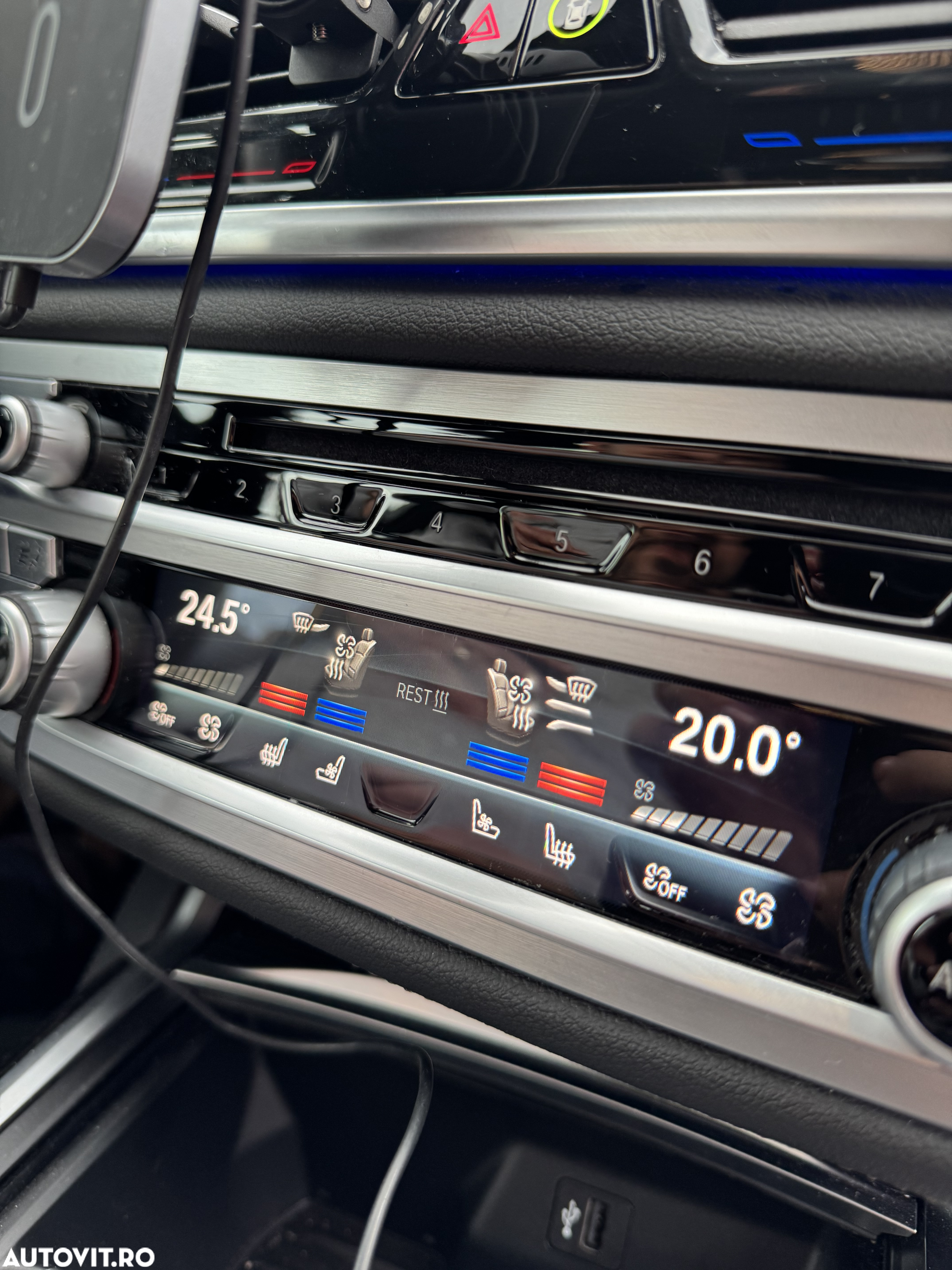 BMW Seria 7 730d xDrive - 24
