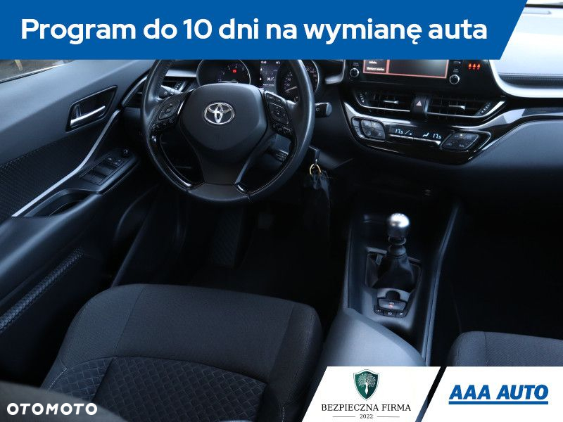 Toyota C-HR - 8