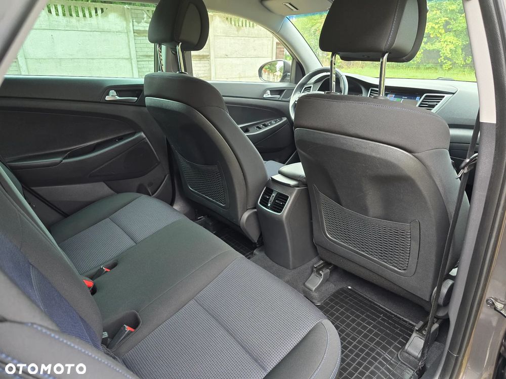 Hyundai Tucson 1.6 GDI BlueDrive Style 2WD - 19