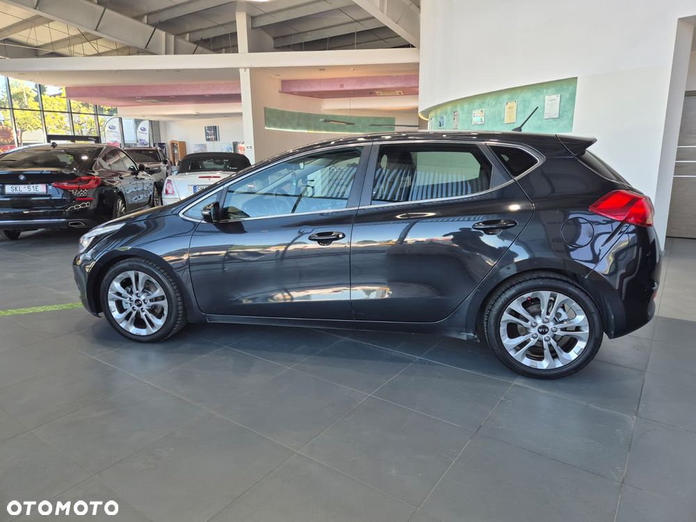 Kia Ceed 1.6 CRDi 128 Platinum Edition - 11