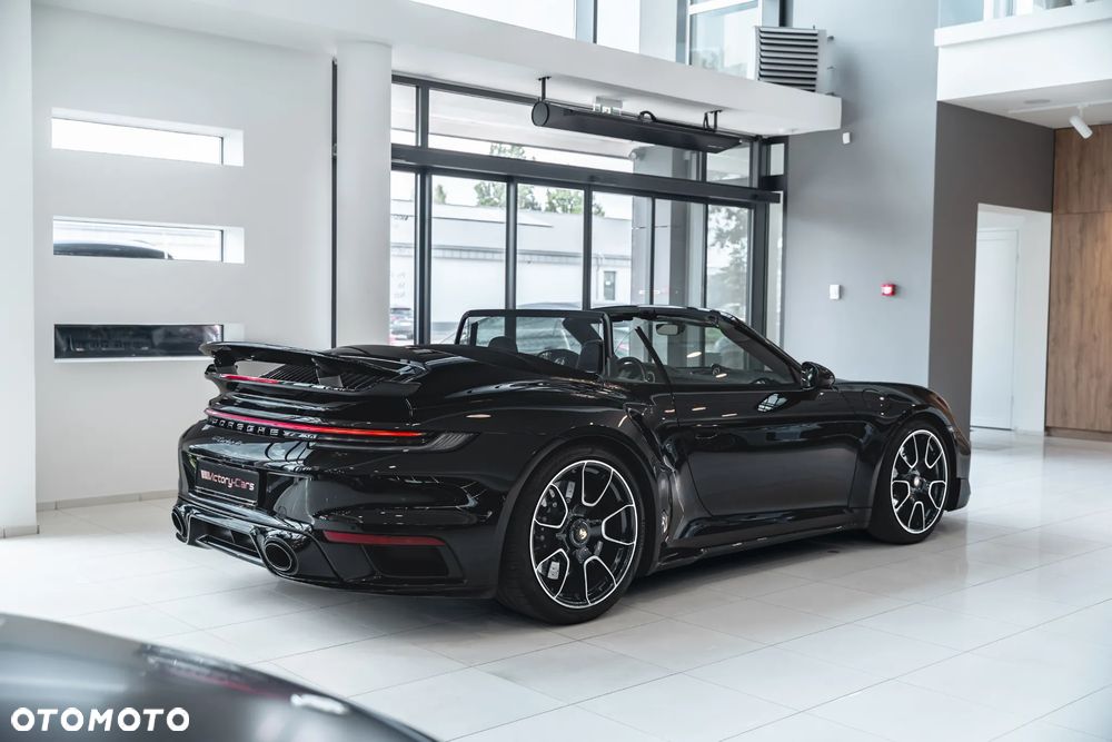 Porsche 911 Turbo S - 12