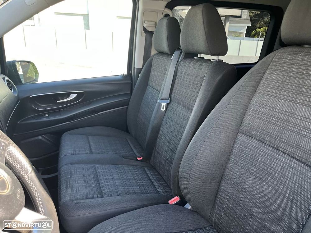 Mercedes-Benz Vito Tourer 114 CDI (BlueTEC) Longa Aut. PRO - 29