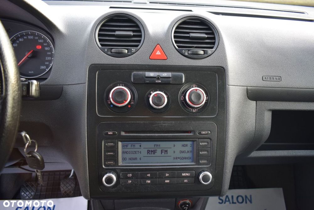 Volkswagen Caddy - 27