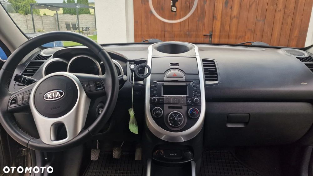 Kia Soul - 10