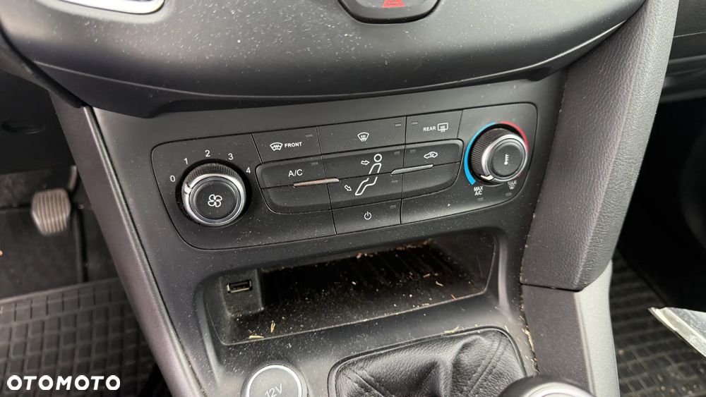 Ford Focus 1.0 EcoBoost Titanium ASS - 19