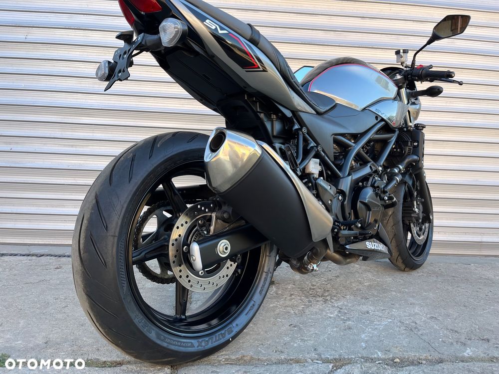 Suzuki SV - 17