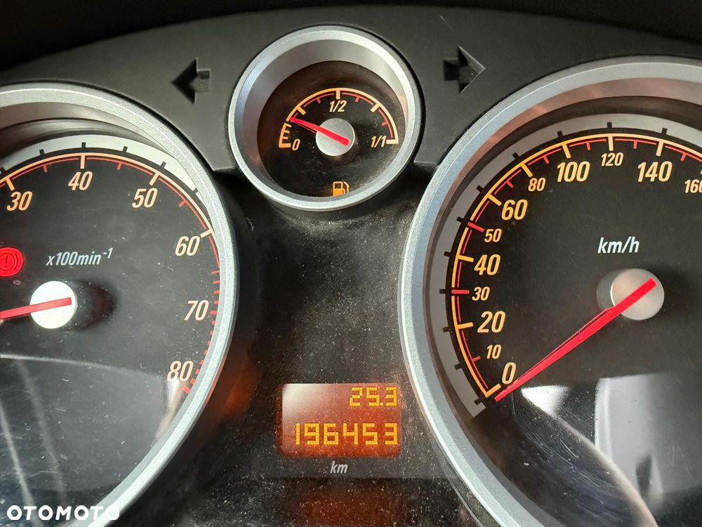 Opel Astra 1.6 Cosmo - 22