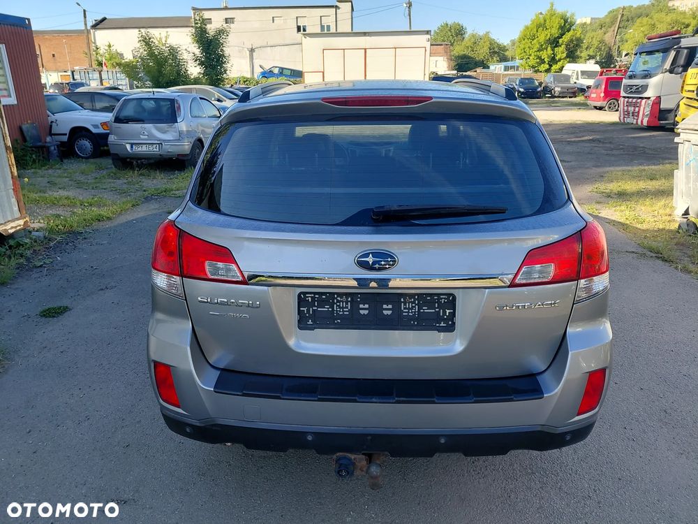 Subaru Outback 2.5i Lineartronic Active - 8