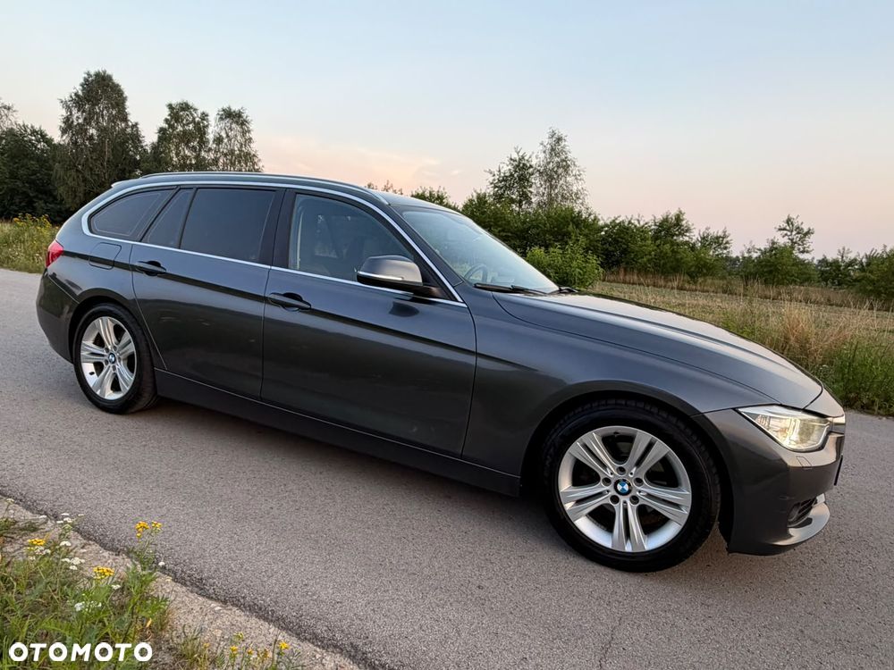 BMW Seria 3 320d Luxury Line - 17