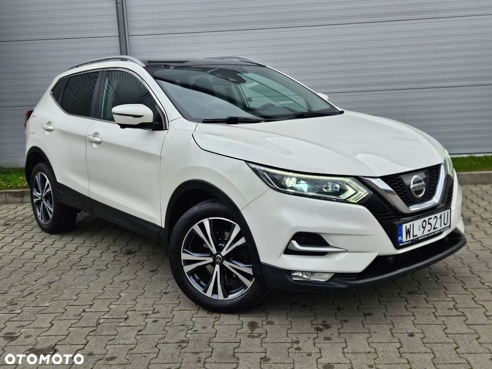 Nissan Qashqai 1.2 DIG-T N-Connecta Xtronic EU6 - 2