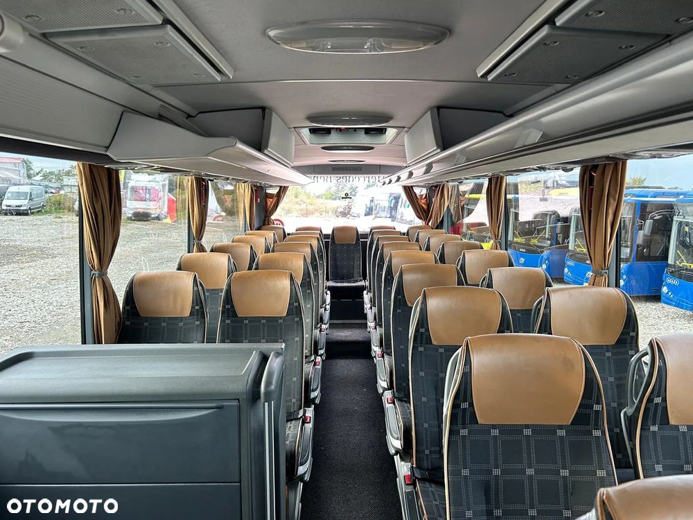 Mercedes-Benz Tourismo - 16