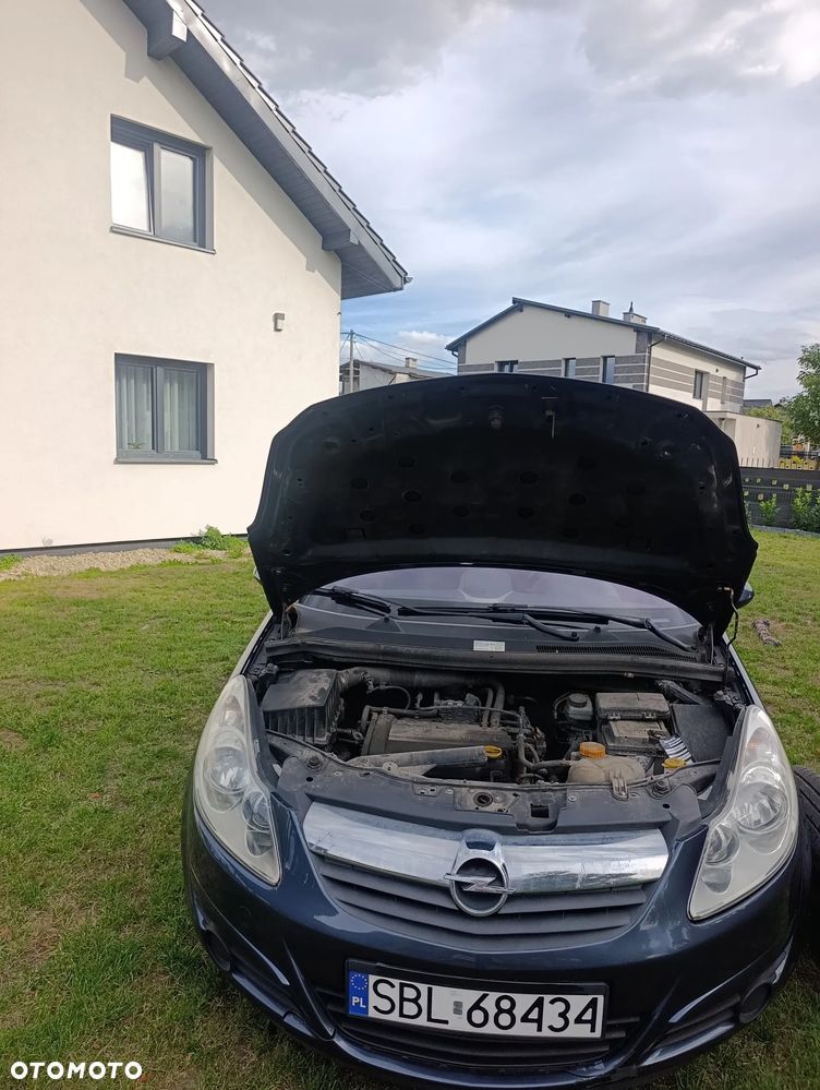 Opel Corsa - 8