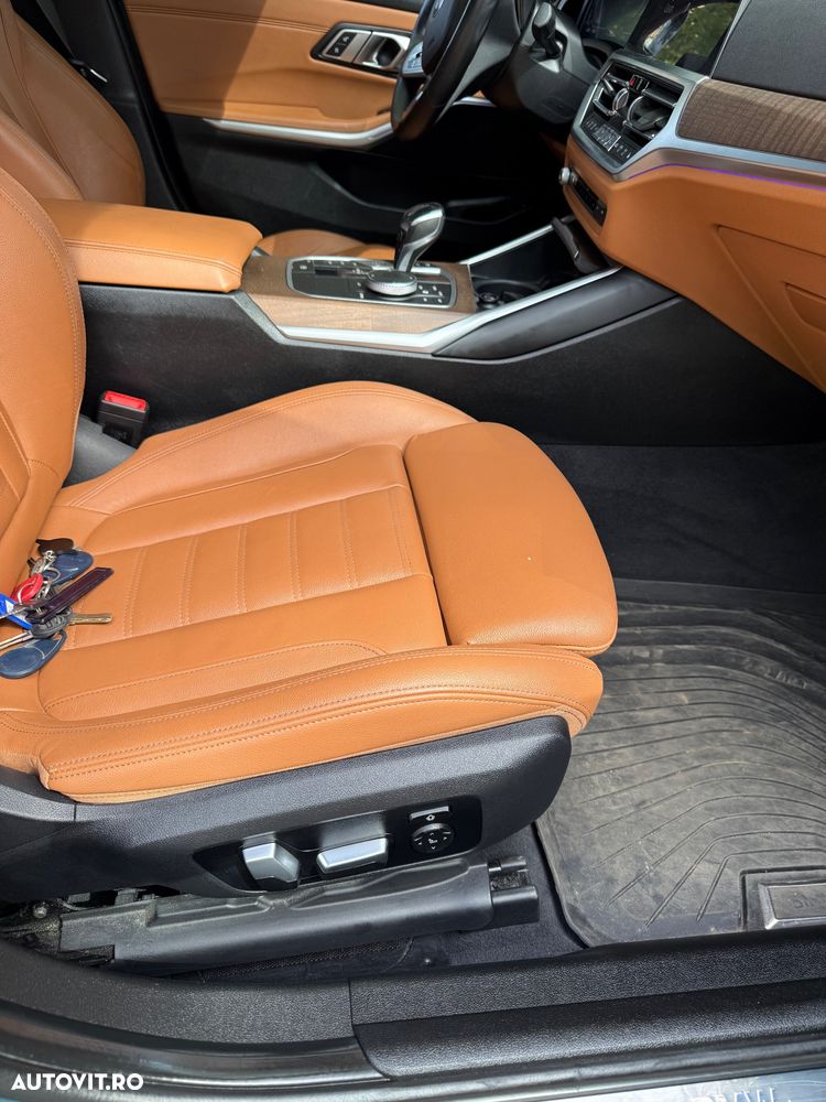 BMW Seria 3 320i xDrive AT - 18