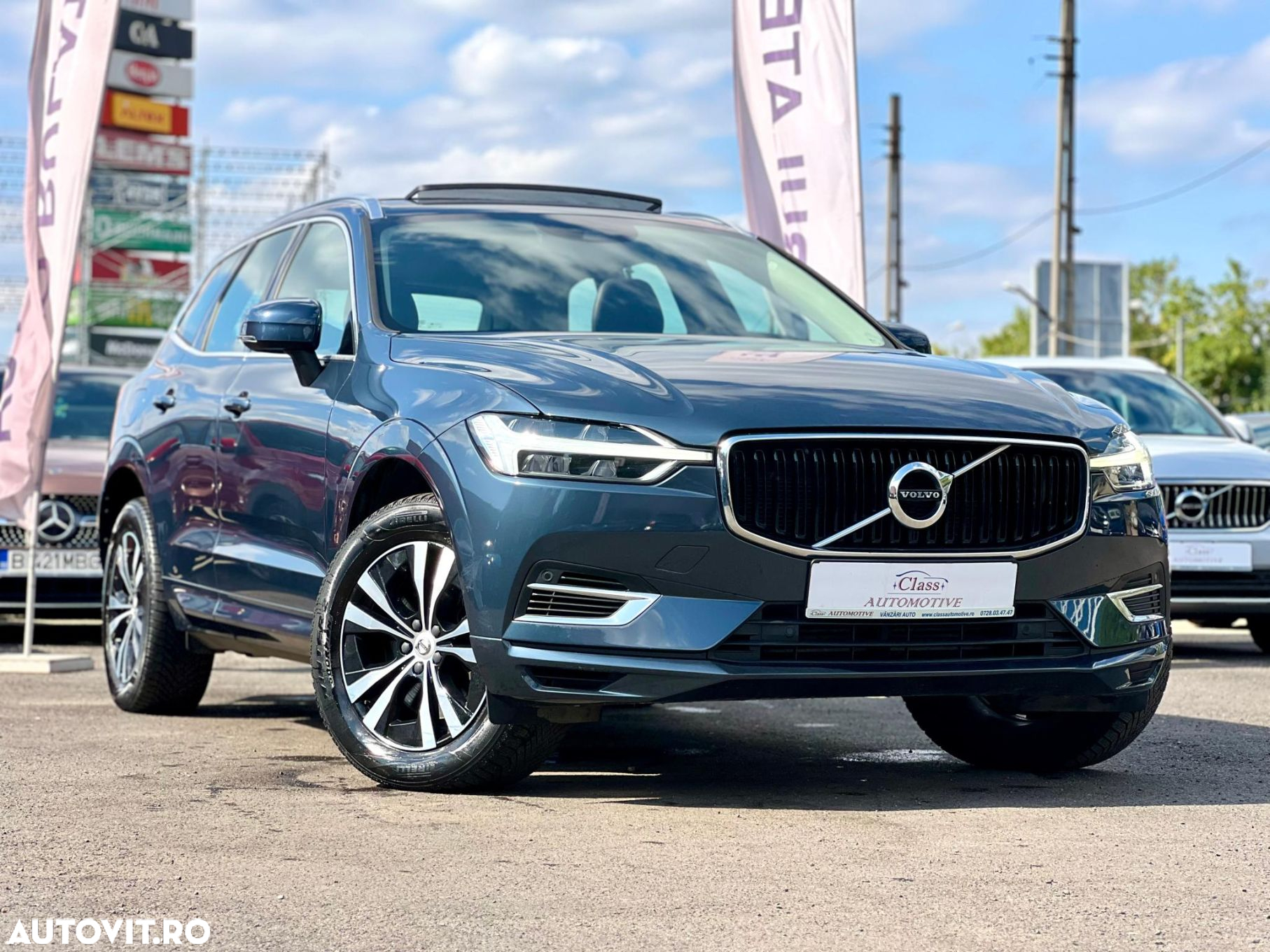 Volvo XC 60 T8 Twin Engine AWD Momentum - 4