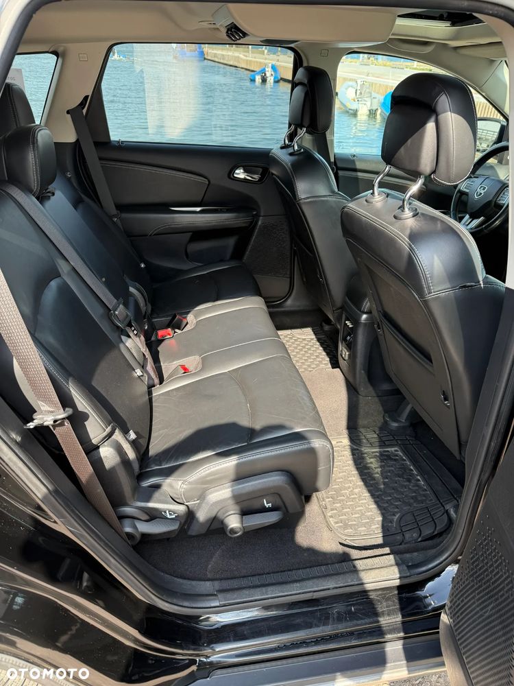 Dodge Journey - 8